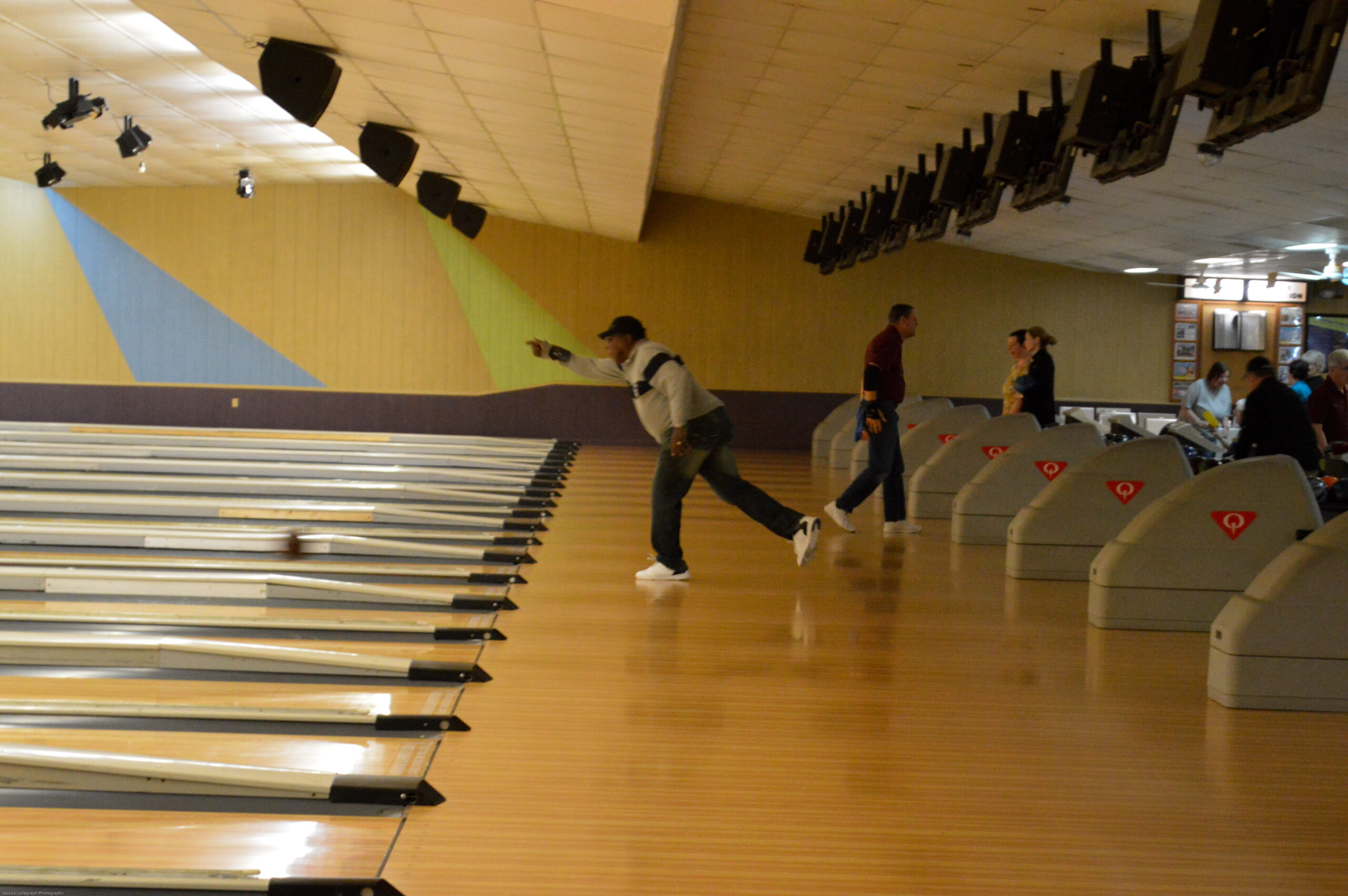 Family Fun: Why Bowling Is the Perfect Activity for the Whole Family